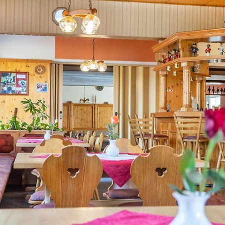 Hotel "Zum Einsiedler" Deutschneudorf エクステリア 写真